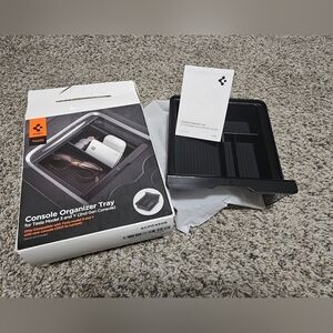 TESLA SPIGEN CONSOLE ORGANIZER TRAY for TESLA MODEL 3 and Y (2nd GEN CONSOLE)